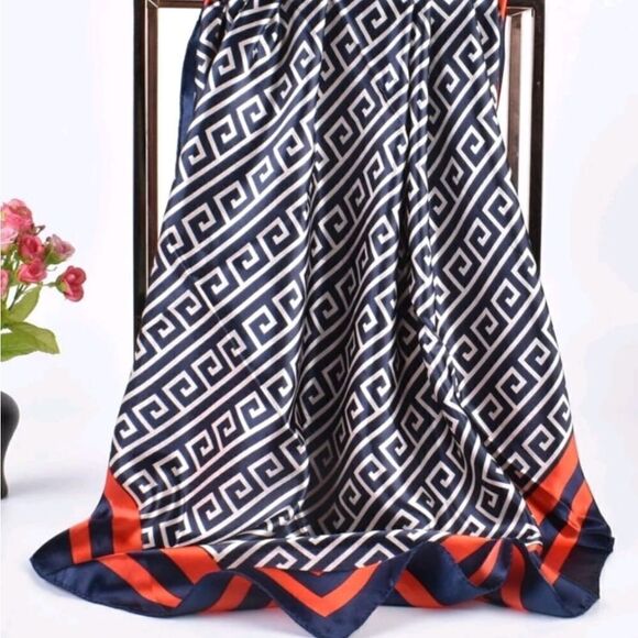 Geometric Patterned Silk  Feel Scarf - Picture 4 of 7